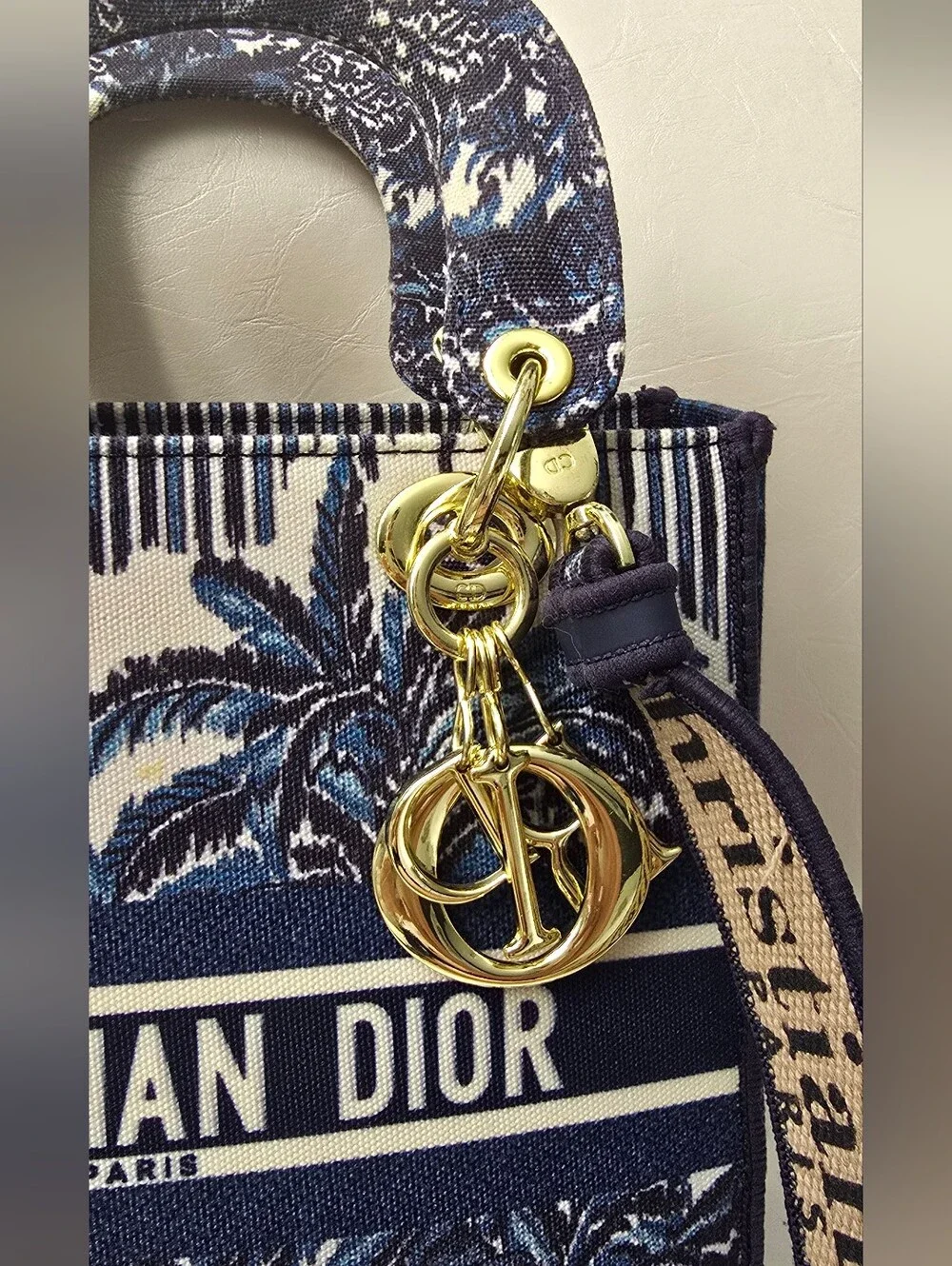 COPY - Dior Lady D-lite bag not designer but so alike medium bag 24 with…